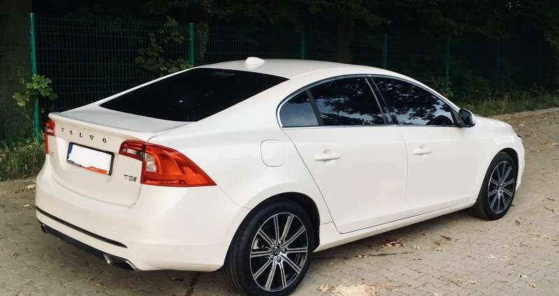 Volvo S60 cena 72000 przebieg: 20500, rok produkcji 2018 z Jarocin małe 704